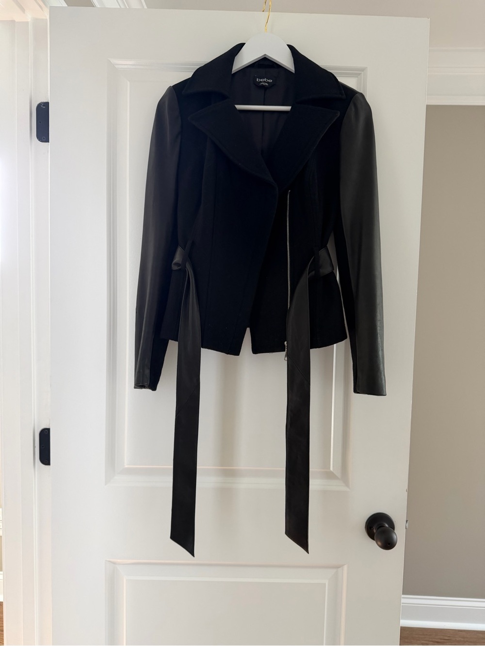 bebe Black Mixed-Media Tie-Waist Leather-Sleeve Jacket